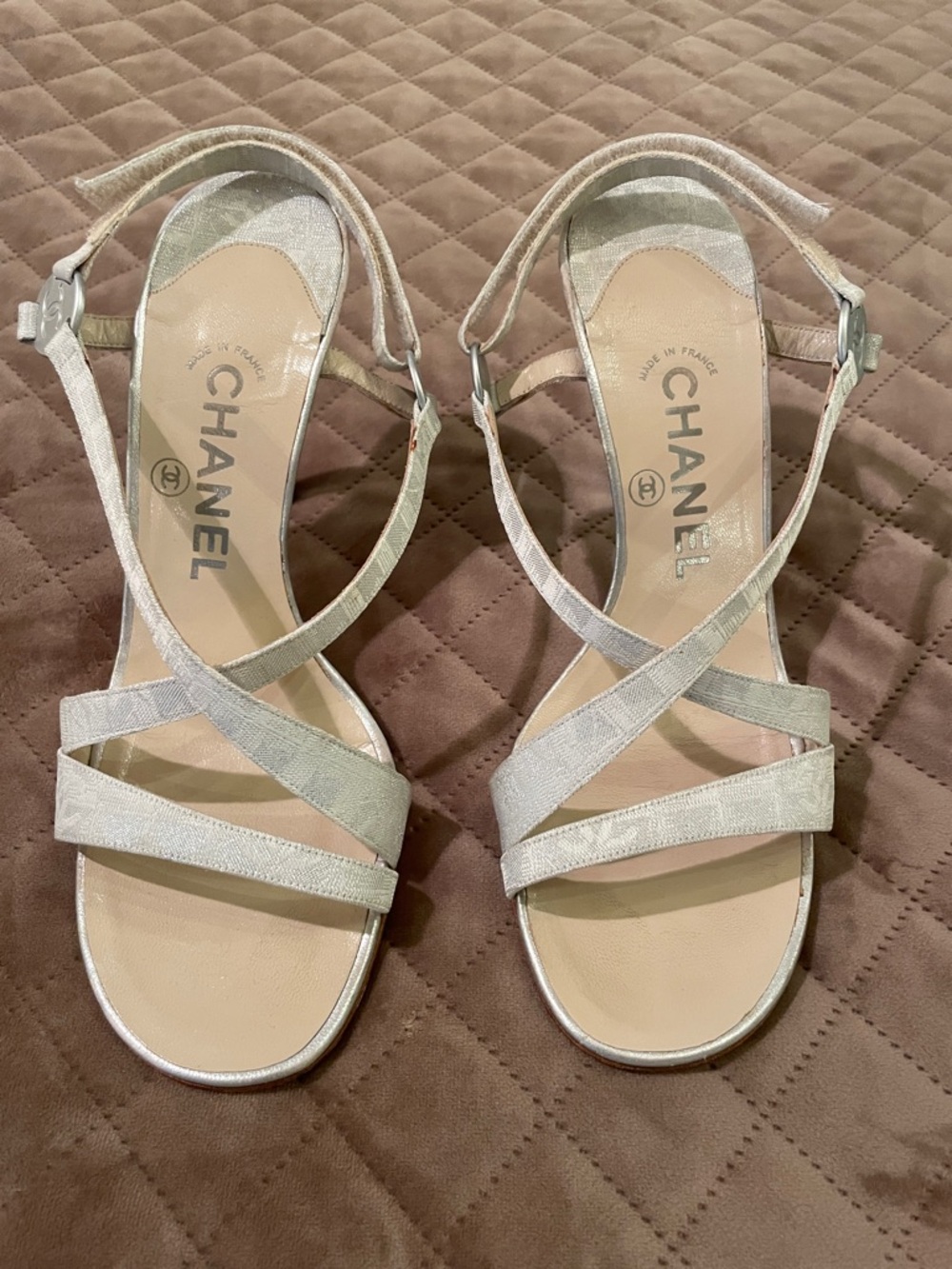 CHANEL Silver Metallic Strappy Slingback Sandals. Very good condition